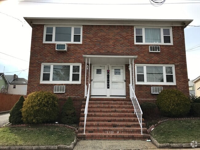 Building Photo - 726 Meacham Ave Unit 2nd L Rental