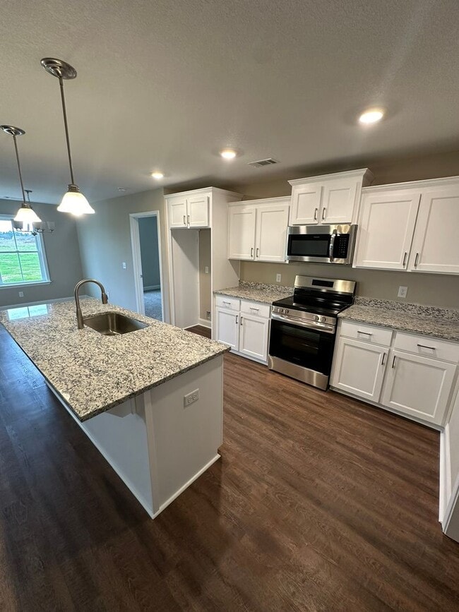 Photo - 510 Doyle Ln