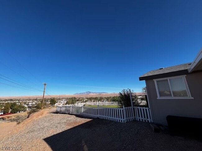 Photo - 225 S Pioneer Rd