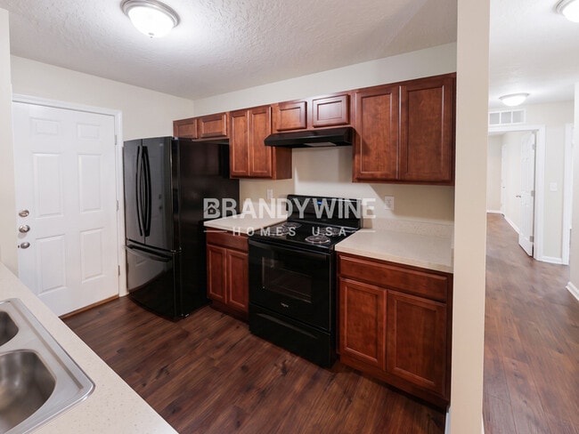 Photo - 7600 Free Ave