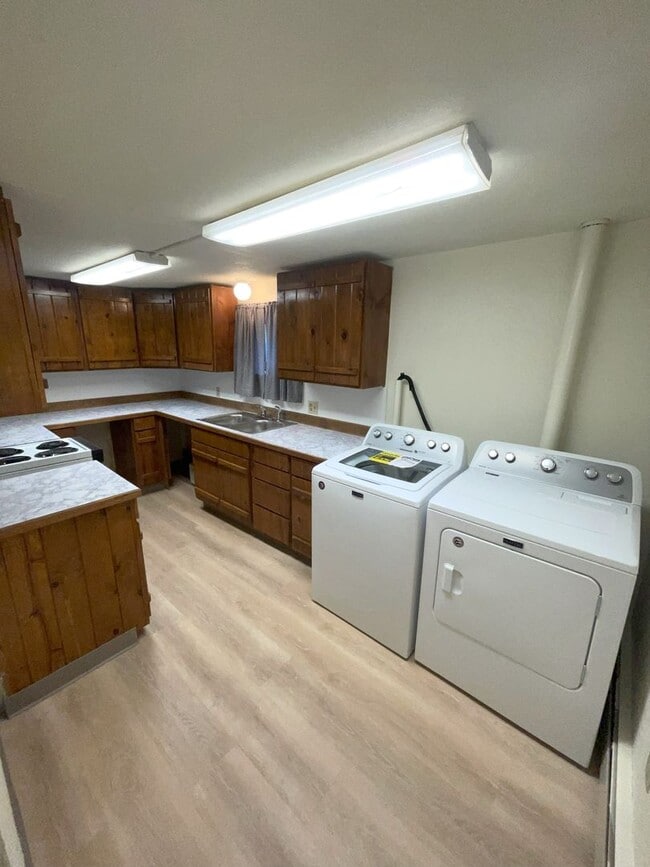 Photo - 7th Ave (751) Unit 1