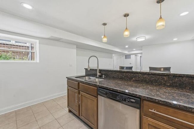 Photo - 7733 N Marshfield Ave