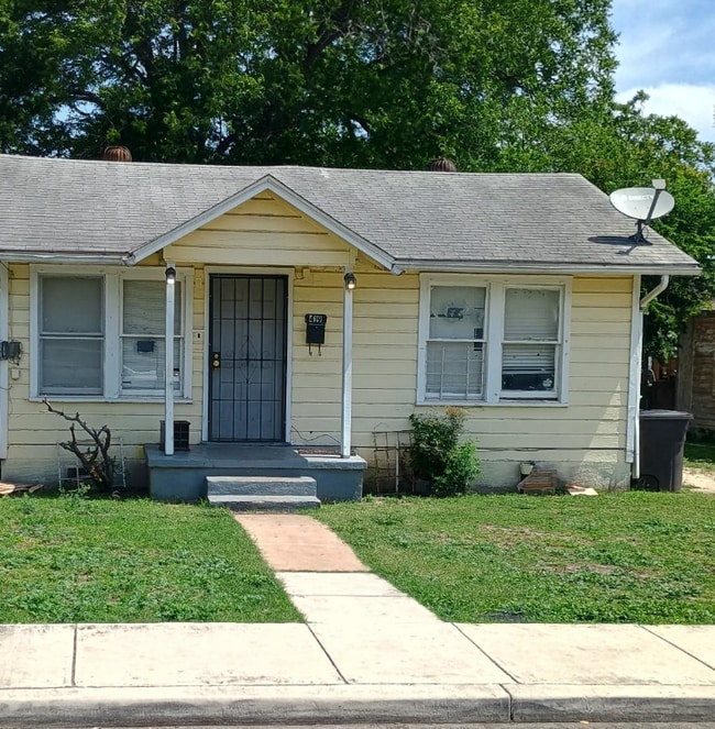 Building Photo - 419 Gulf St Rental
