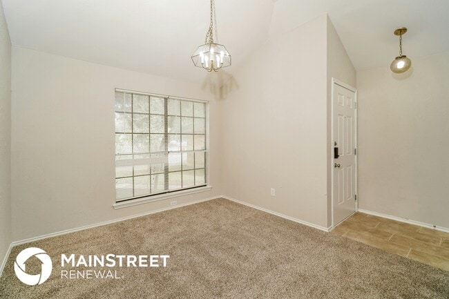 Photo - 6519 Spanish Earth