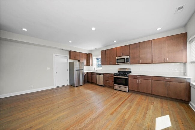 Photo - 3409 W Fullerton Ave