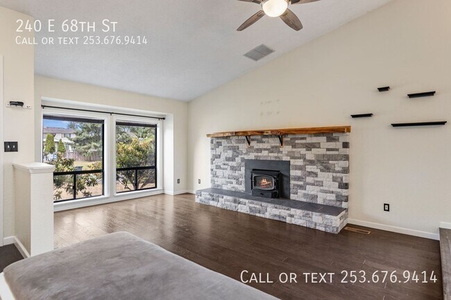 Photo - 240 E 68th St