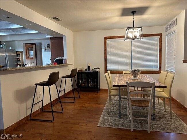 Photo - 545 9th St NW