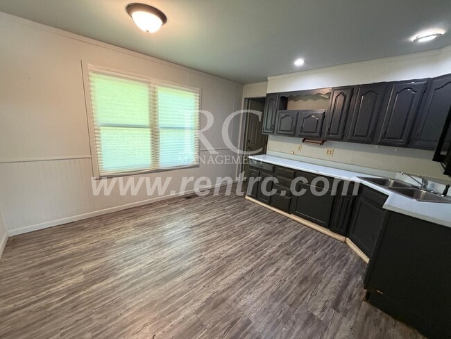 Photo - 1016 Koehn-