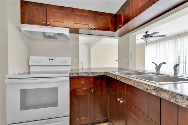 Photo - 271 Caribbean Dr