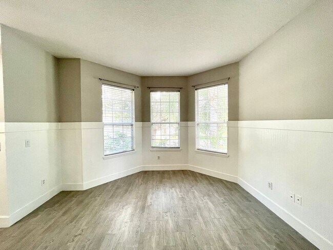 Photo - Gorgeous 3/2 Pool Home in Apopka's Parkside at Errol Estate!