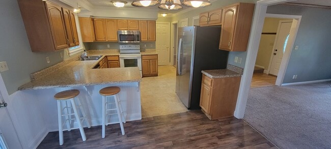 Photo - 3103 Larson Ln