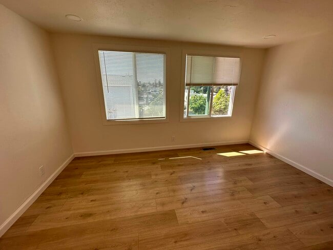 Photo - 3517 Lincoln Ave