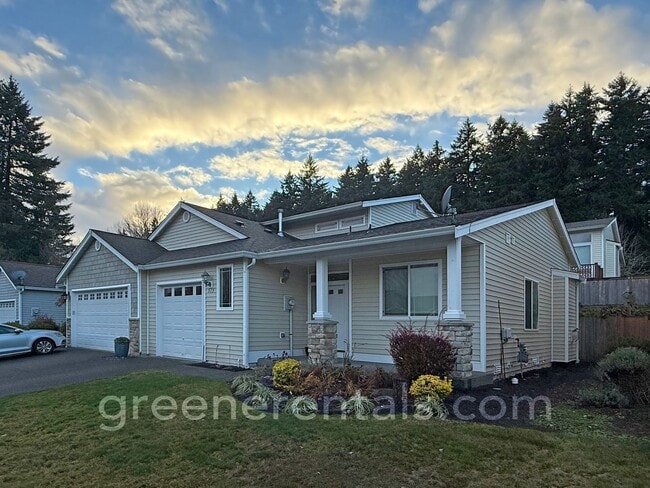 Photo - 3BR/2.5BA Townhome in Established Olympia Neighborhood