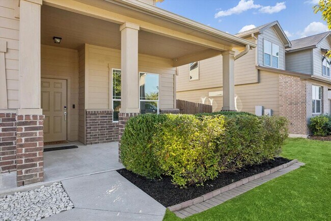 Photo - 1412 Elbe St