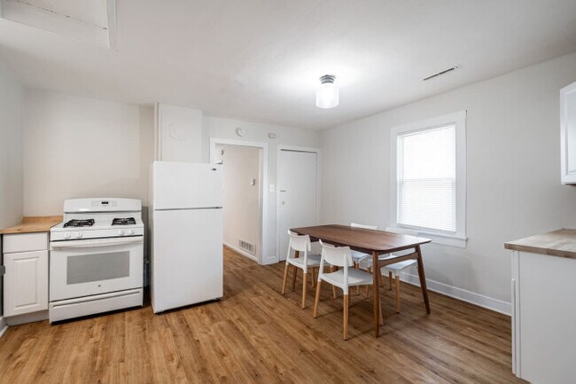 Photo - 1529 N Jefferson St