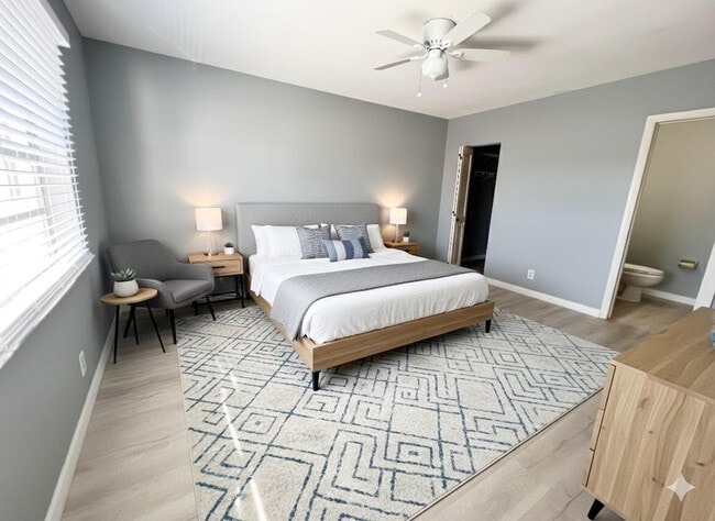 Photo - 3550 NW 8th Ave Unit 612