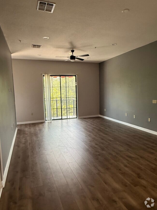 Building Photo - 3712 Avalon Park E Blvd Rental