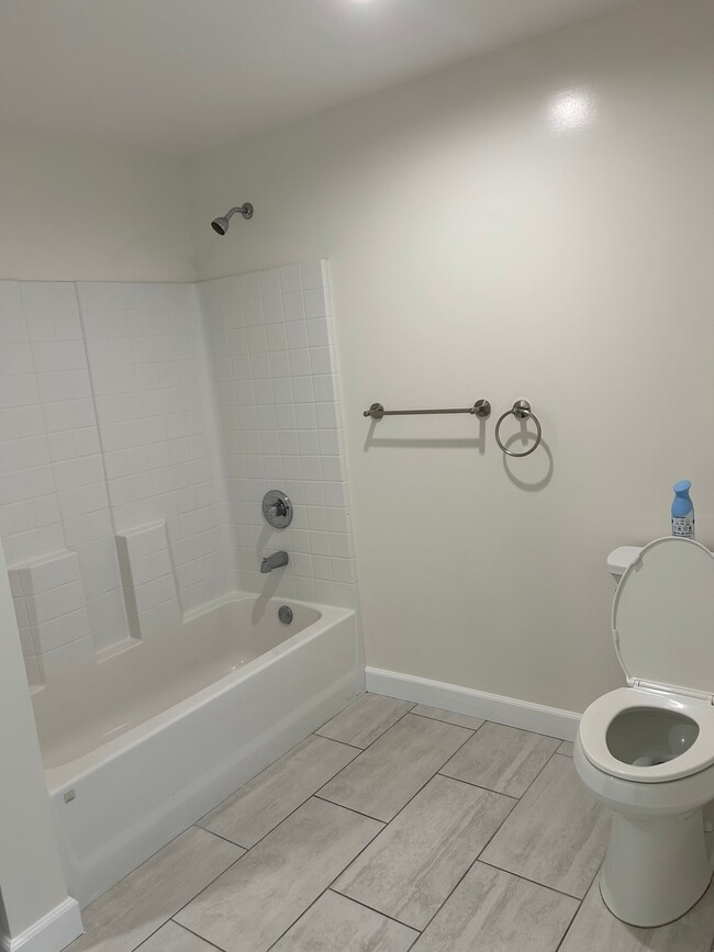 Photo - 12147 Magnolia Blvd Unit 209