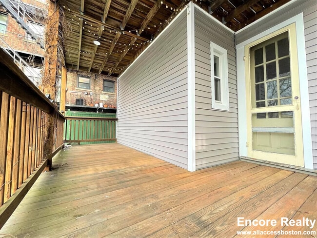 Photo - 63 Dana St Unit 7