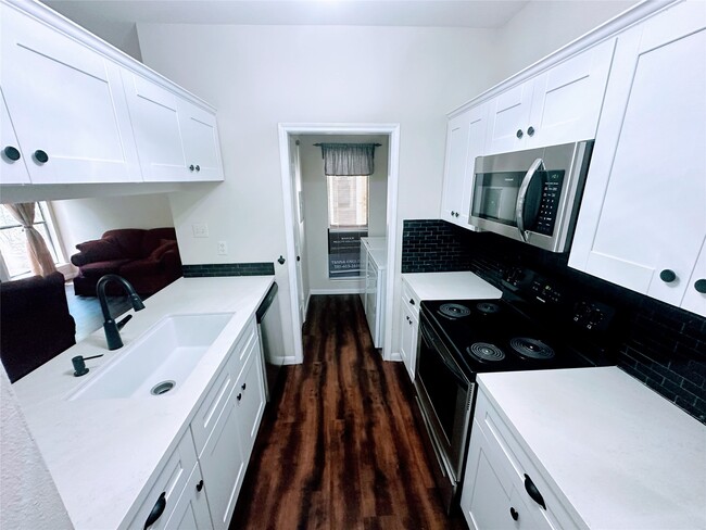 Photo - 3500 Tangle Brush Dr Unit True