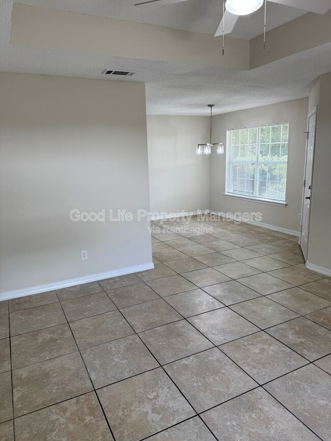 Photo - 9980 Bowman Ave Unidad B