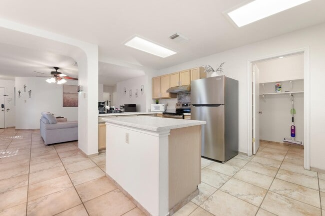 Photo - 9306 Maverick Pass