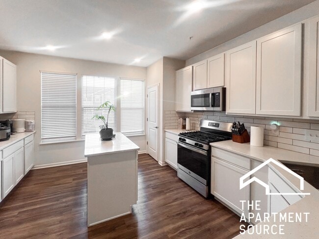 Photo - 2360 Southwind Blvd