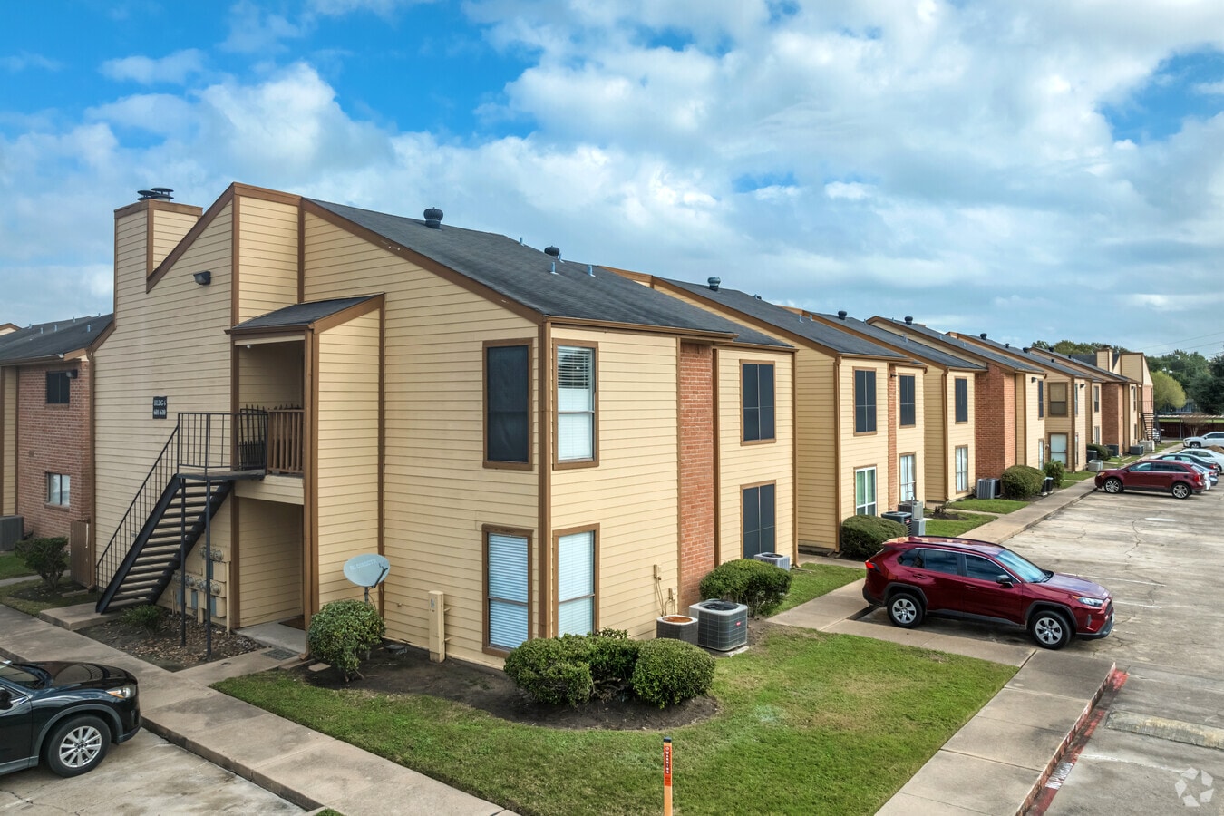 Photo - Aspen Club Condominiums