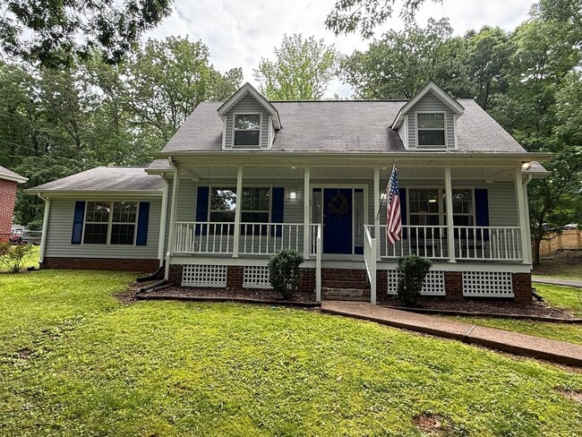 3 Bed 2 Bath Home near Luther Lake - 3 Bed 2 Bath Home near Luther Lake