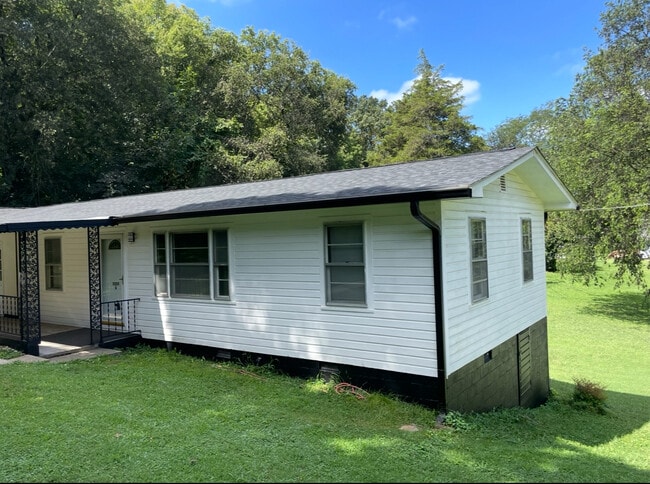 Photo - 3009 Cox Ln Unit A