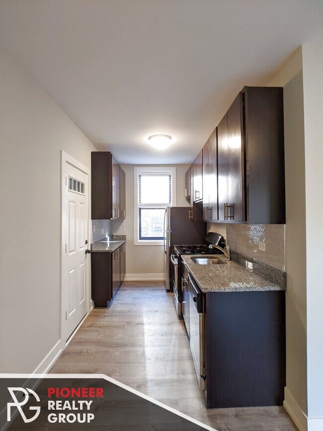 Photo - 709 W Brompton Ave Unit 711-53