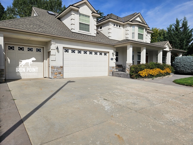 Photo - 2127 S Alaska Way