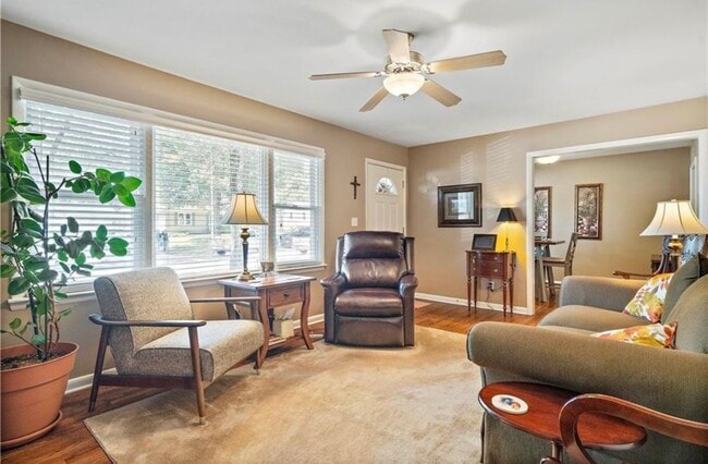 Photo - 8541 Riggs St