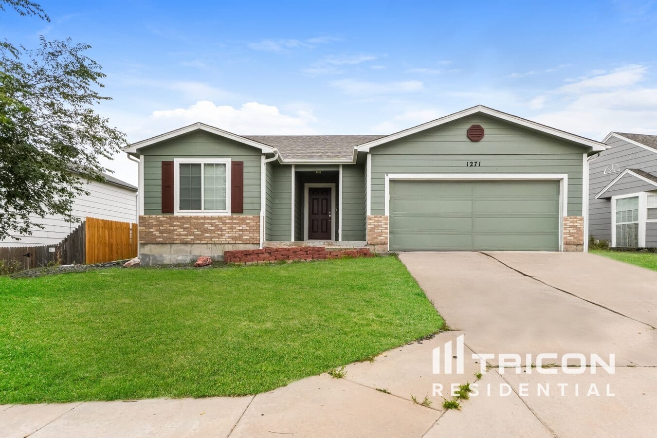 Photo - 1271 Ancestra Dr House