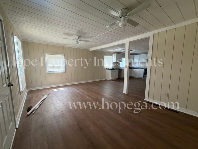 135 Old Hwy 92