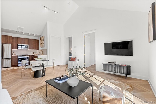 Photo - 100 E Putnam Ave Unit 311