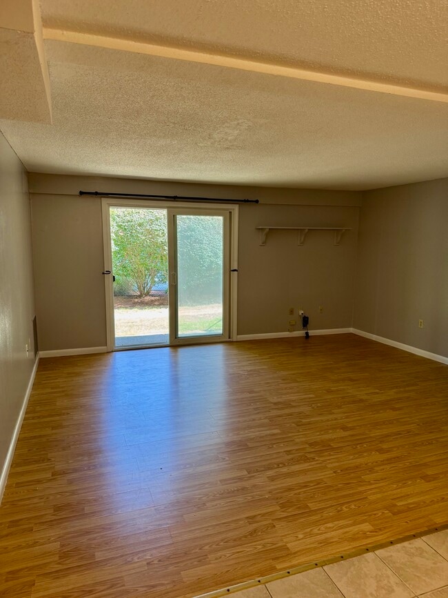 Building Photo - 4 Post Oak Ln Rental