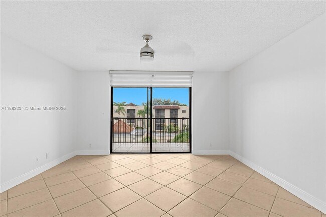 Photo - 10501 W Broward Blvd Unit 407