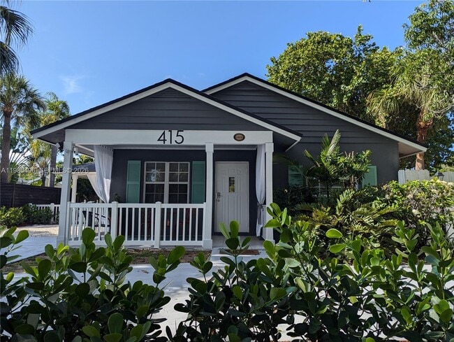 Building Photo - 415 32nd St Unit 1