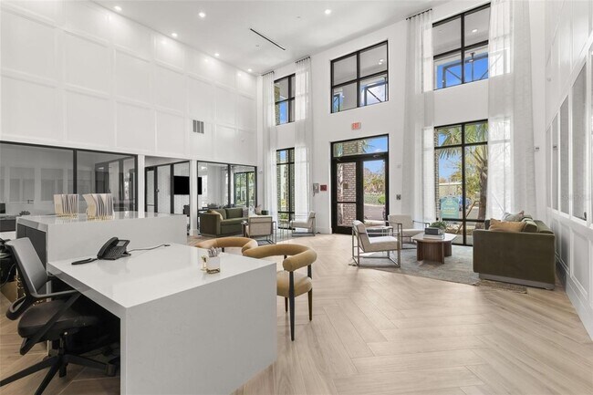 Photo - 7210 Interbay Blvd Unit B2