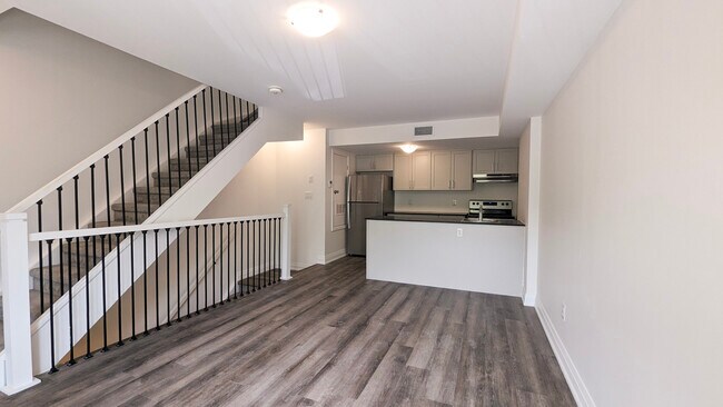 Photo - 169 Lancaster St W Unité 503