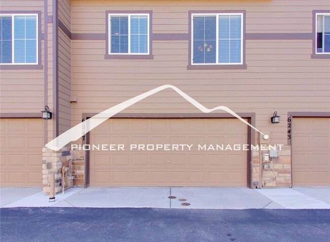 Photo - Low-Maintenance Living with Mountain Views! 3BR Townhome, 2-Car Garage & A/C