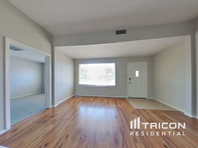 Photo - 107 Johnson Ave