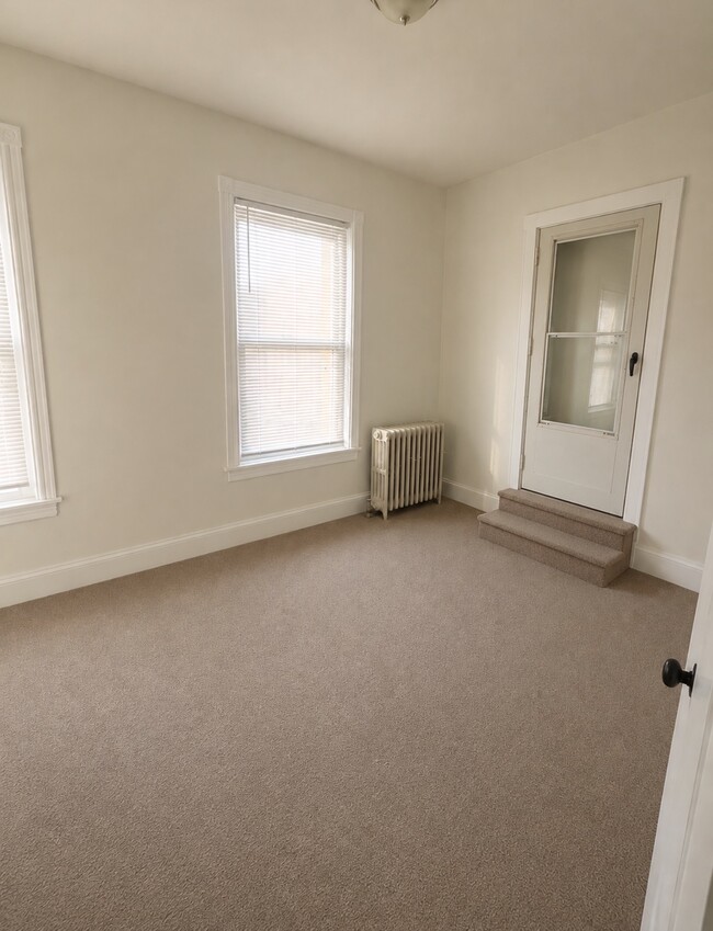 Photo - 1627 Wolf St Unidad 2nd floor
