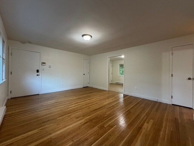 Photo - 15 Park Ave Unit 5