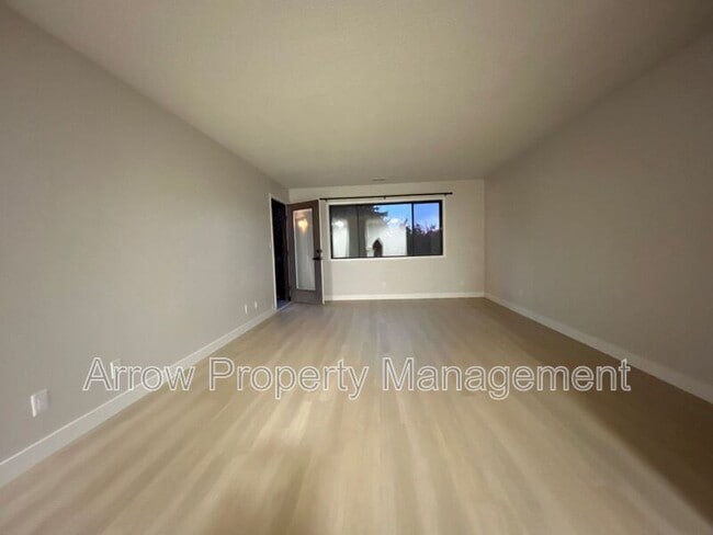 Photo - 2340 N 44th St Unit 9