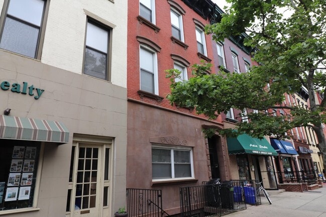 Photo - 924 Washington St Unit 3