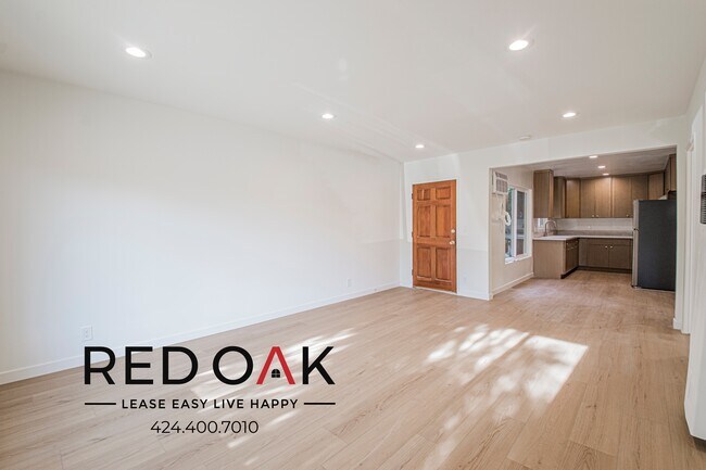 1734 Taft Ave Unit 6