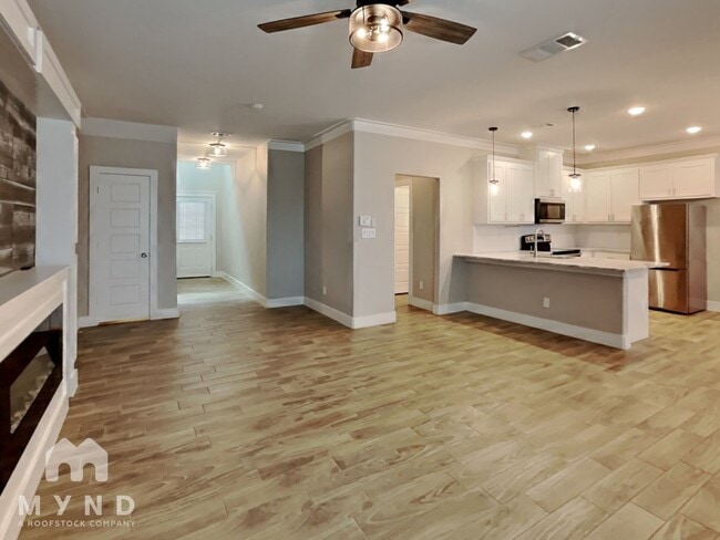 5517 Van Horn Dr