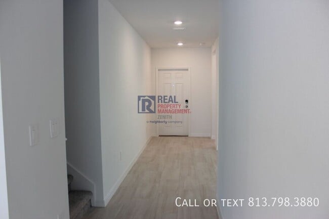 Photo - 1716 Tropical Oasis Ave